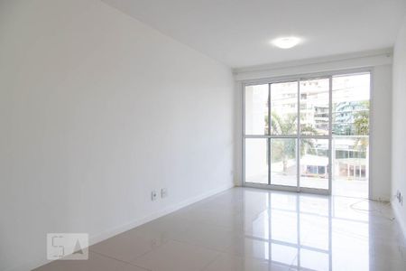 Apartamento à venda com 88m², 3 quartos e 1 vaga Apartamento à venda com 88m², 3 quartos e 1 vagaSala