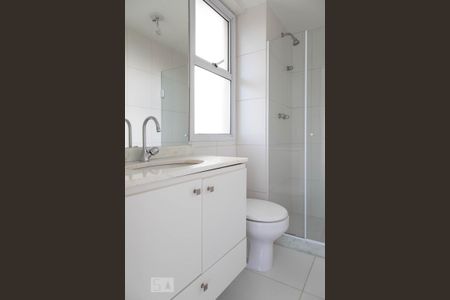 Apartamento à venda com 88m², 3 quartos e 1 vaga Apartamento à venda com 88m², 3 quartos e 1 vagaBanheiro da suíte 2