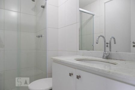 Apartamento à venda com 88m², 3 quartos e 1 vaga Apartamento à venda com 88m², 3 quartos e 1 vagaBanheiro canadense