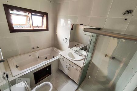 Casa à venda com 800m², 6 quartos e 5 vagasBanheiro da Suíte 3