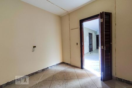 Casa à venda com 800m², 6 quartos e 5 vagasCloset da Suíte 4
