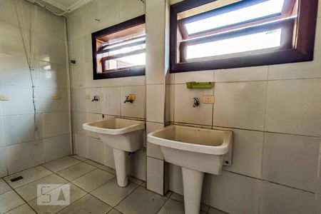 Casa à venda com 800m², 6 quartos e 5 vagasÁrea de Serviço