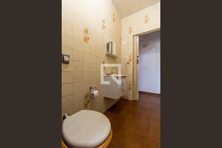 Casa à venda com 120m², 3 quartos e 2 vagas Casa à venda com 120m², 3 quartos e 2 vagasBanheiro