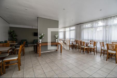 Apartamento à venda com 71m², 3 quartos e 1 vagaÁrea comum