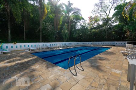 Apartamento à venda com 38m², 1 quarto e 1 vaga Apartamento à venda com 38m², 1 quarto e 1 vagaÁrea comum - Piscina