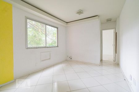 Apartamento à venda com 38m², 1 quarto e 1 vaga Apartamento à venda com 38m², 1 quarto e 1 vagaSala