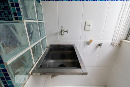 Apartamento à venda com 38m², 1 quarto e 1 vaga Apartamento à venda com 38m², 1 quarto e 1 vagaCozinha e Área de Serviço - Tanque