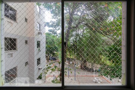 Apartamento à venda com 38m², 1 quarto e 1 vaga Apartamento à venda com 38m², 1 quarto e 1 vagaSala - Vista