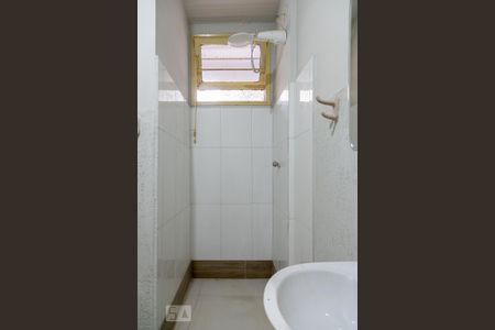 Banheiro de kitnet/studio para alugar com 1 quarto, 35m² em Consolação, São Paulo