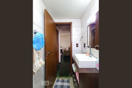 Apartamento à venda com 70m², 2 quartos e 1 vaga Apartamento à venda com 70m², 2 quartos e 1 vagaBanheiro Social