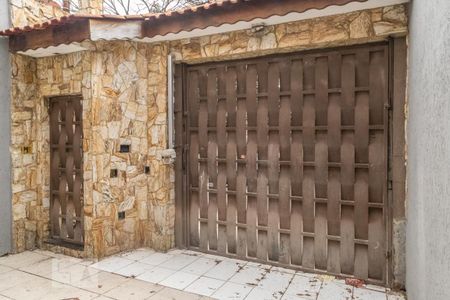 Casa à venda com 287m², 3 quartos e 6 vagasPortão