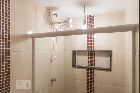 Casa à venda com 287m², 3 quartos e 6 vagasBanheiro da Suíte 1