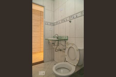 Casa à venda com 287m², 3 quartos e 6 vagasBanheiro