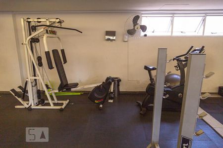 Apartamento para alugar com 65m², 2 quartos e 1 vagaAcademia