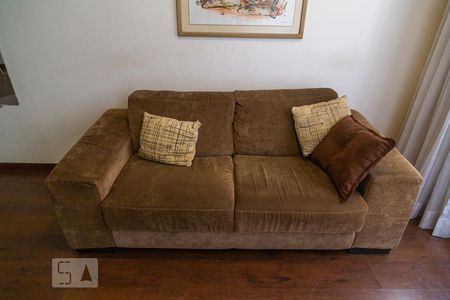 Sofá da Sala de apartamento para alugar com 2 quartos, 65m² em Centro, Belo Horizonte