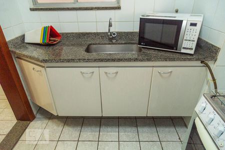 Apartamento para alugar com 65m², 2 quartos e 1 vagaArmário da Cozinha