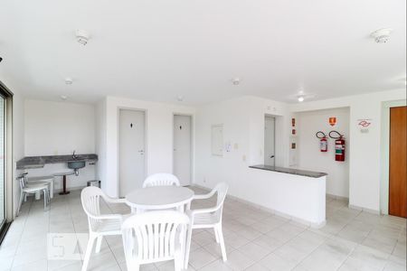 Apartamento para alugar com 45m², 1 quarto e 1 vagaÁrea comum - Salão de festas