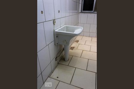 Casa para alugar com 58m², 2 quartos e 1 vagaÁrea de Serviço