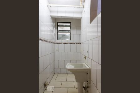 Casa para alugar com 58m², 2 quartos e 1 vagaÁrea de Serviço