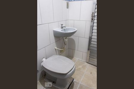 Casa para alugar com 58m², 2 quartos e 1 vagaBanheiro 2