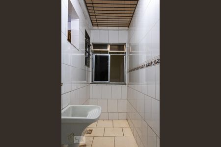 Casa para alugar com 58m², 2 quartos e 1 vagaÁrea de Serviço