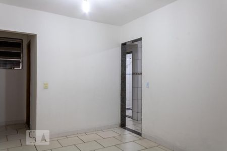 Sala de casa para alugar com 2 quartos, 58m² em Campo Grande, Rio de Janeiro