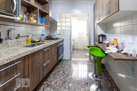 Apartamento à venda com 80m², 2 quartos e 1 vagaCozinha