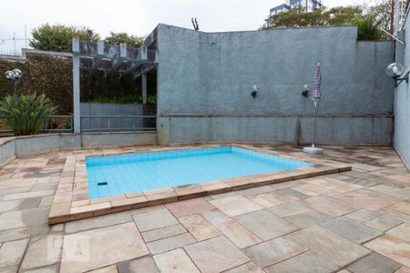 Apartamento à venda com 80m², 2 quartos e 1 vagaPiscina