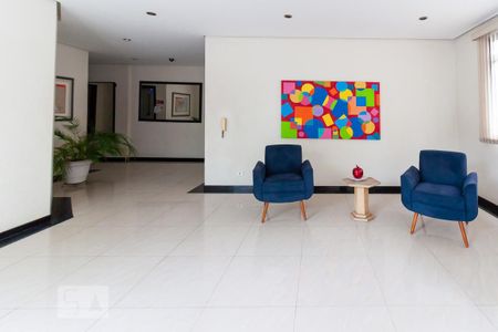 Apartamento à venda com 80m², 2 quartos e 1 vagaHall