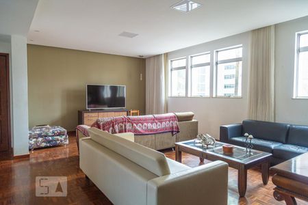 Apartamento para alugar com 190m², 4 quartos e 2 vagasSala 1