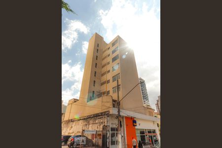Apartamento à venda com 74m², 1 quarto e sem vagaFachada