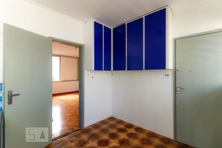 Apartamento à venda com 74m², 1 quarto e sem vagaCozinha - Armário