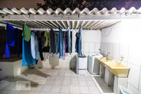 Casa para alugar com 100m², 1 quarto e sem vaga Casa para alugar com 100m², 1 quarto e sem vagaLavanderia