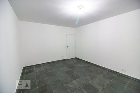 Quarto de casa para alugar com 1 quarto, 100m² em Jardim Dracena, São Paulo
