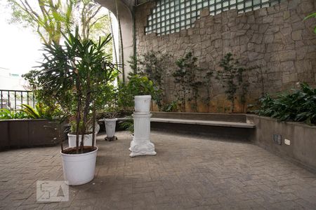 Apartamento à venda com 44m², 1 quarto e 1 vagaÁrea comum - Jardim externo