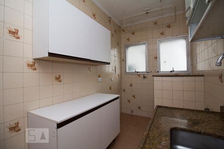 Apartamento à venda com 44m², 1 quarto e 1 vagaCozinha - Armários
