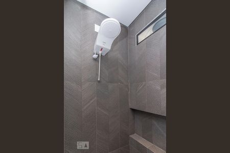 Apartamento para alugar com 97m², 2 quartos e sem vaga Apartamento para alugar com 97m², 2 quartos e sem vagaDetalhe Banheiro Corredor 1