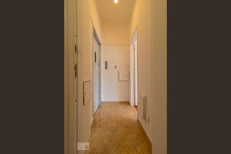 Apartamento para alugar com 70m², 2 quartos e 1 vaga Apartamento para alugar com 70m², 2 quartos e 1 vagaHall de Entrada