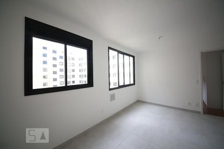 Sala  de apartamento à venda com 1 quarto, 34m² em Jurubatuba, São Paulo