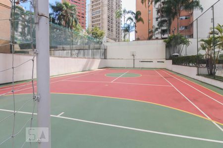 Apartamento para alugar com 128m², 3 quartos e 3 vagas Apartamento para alugar com 128m², 3 quartos e 3 vagasÁrea Comum - Quadra