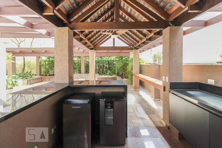 Apartamento para alugar com 128m², 3 quartos e 3 vagas Apartamento para alugar com 128m², 3 quartos e 3 vagasÁrea comum - Churrasqueira