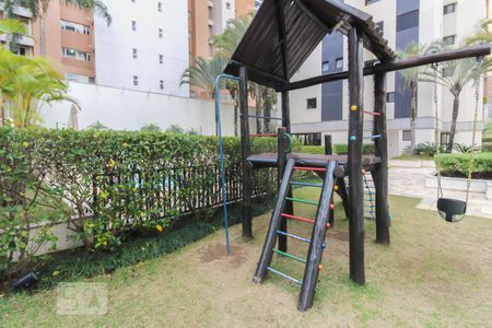 Apartamento para alugar com 128m², 3 quartos e 3 vagas Apartamento para alugar com 128m², 3 quartos e 3 vagasÁrea Comum - Playgroud