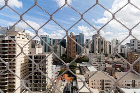Vista de apartamento à venda com 2 quartos, 100m² em Jardim Europa, São Paulo