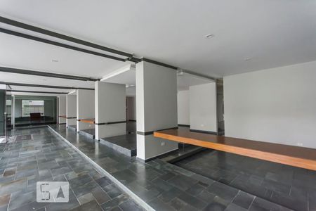 Apartamento à venda com 100m², 2 quartos e 1 vaga Apartamento à venda com 100m², 2 quartos e 1 vagaHall Social