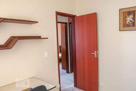 Quarto 1 de apartamento para alugar com 3 quartos, 70m² em Monsenhor Messias, Belo Horizonte