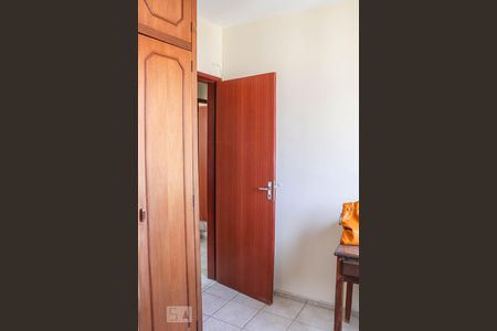 Apartamento à venda com 70m², 3 quartos e 1 vagaQuarto 2