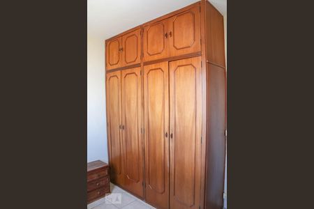 Apartamento à venda com 70m², 3 quartos e 1 vagaQuarto 2