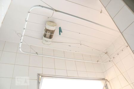 Apartamento à venda com 70m², 3 quartos e 1 vagaÁrea de Serviço