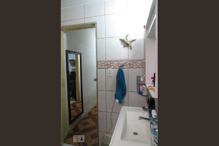 Apartamento para alugar com 76m², 2 quartos e sem vagaBanheiro