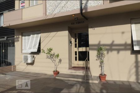 Apartamento para alugar com 76m², 2 quartos e sem vagaFachada